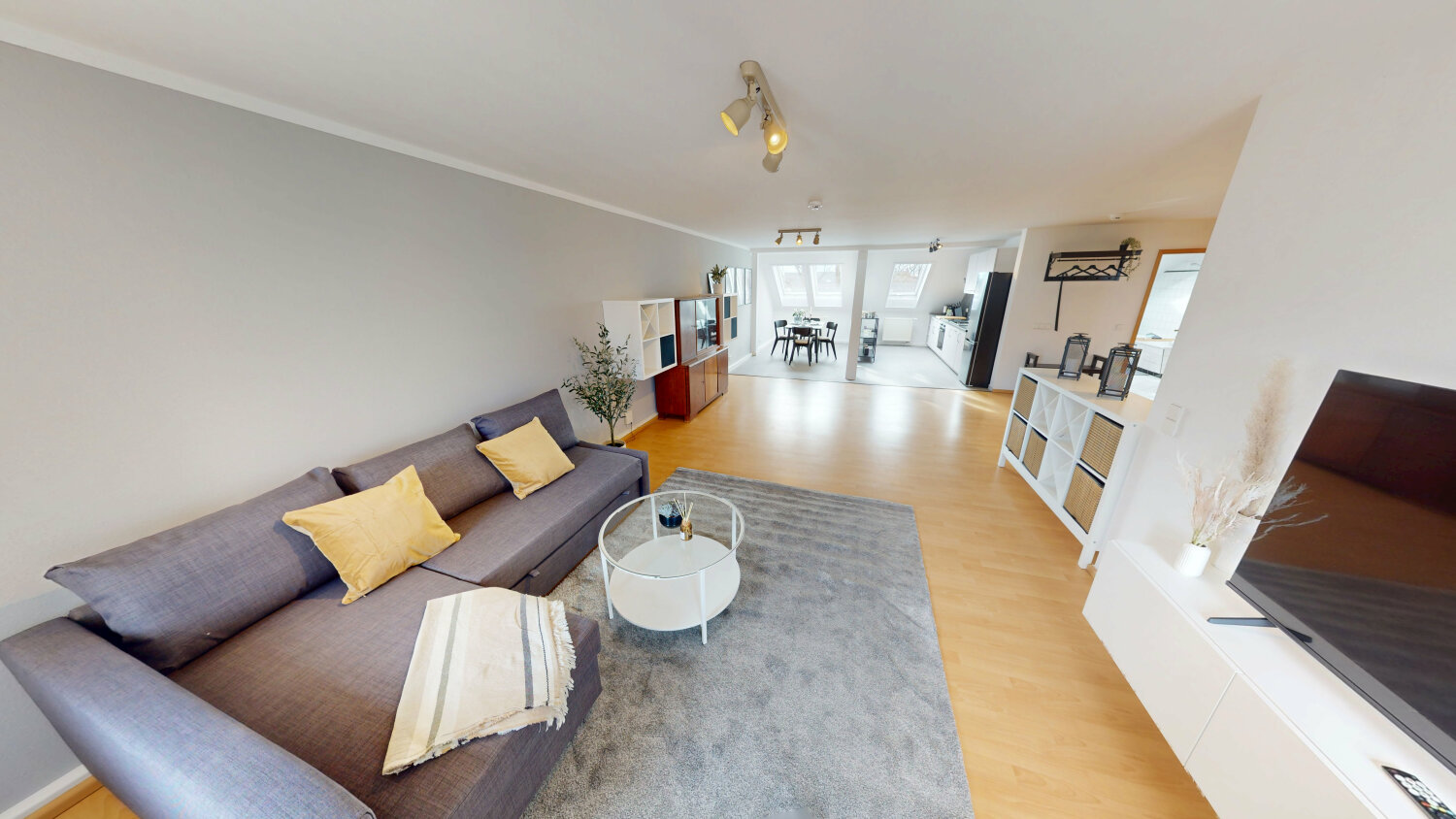 Barbarossastr. 35 Wohnzimmer (3).jpg