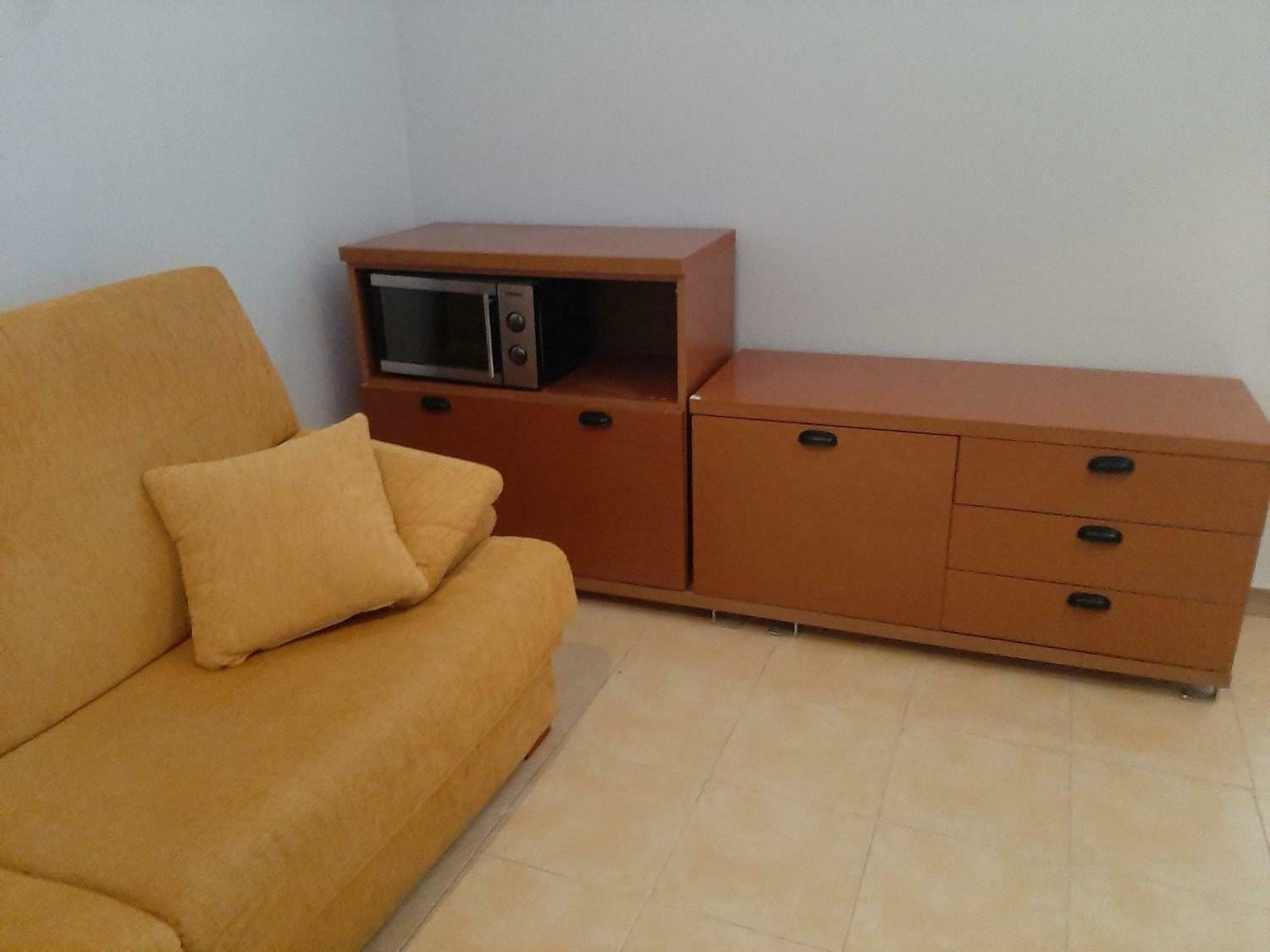 164 Don Juan Lounge UG Sideboard mit Microwelle.jpg