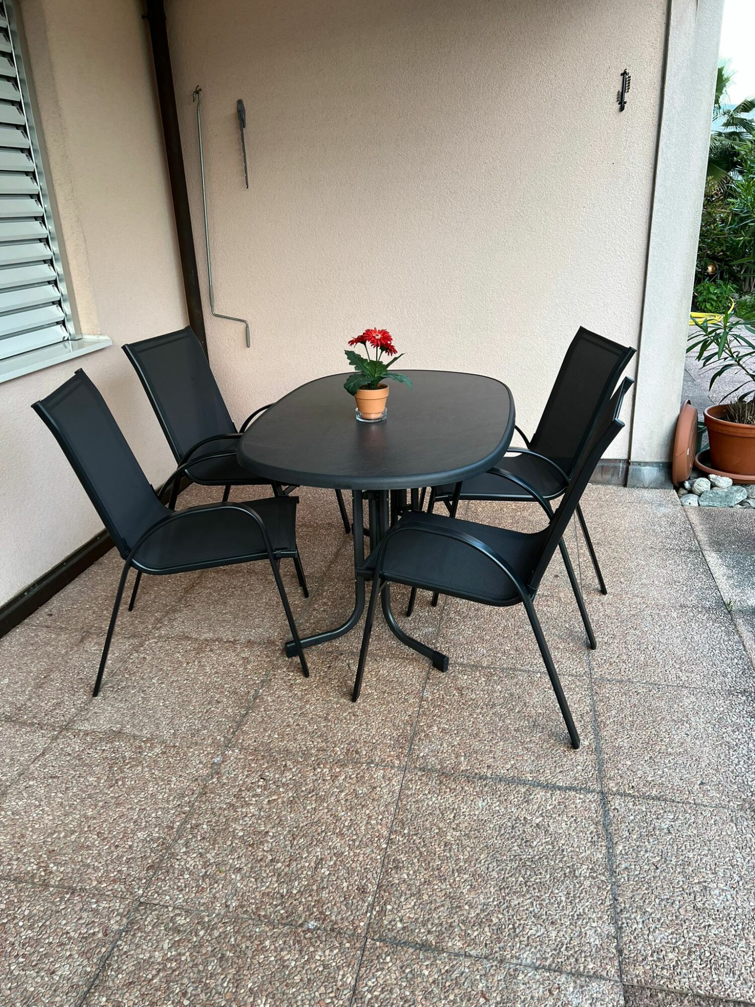 Ascona - Nr. 3 - Garten-Tisch  Stuhl - 01.JPG