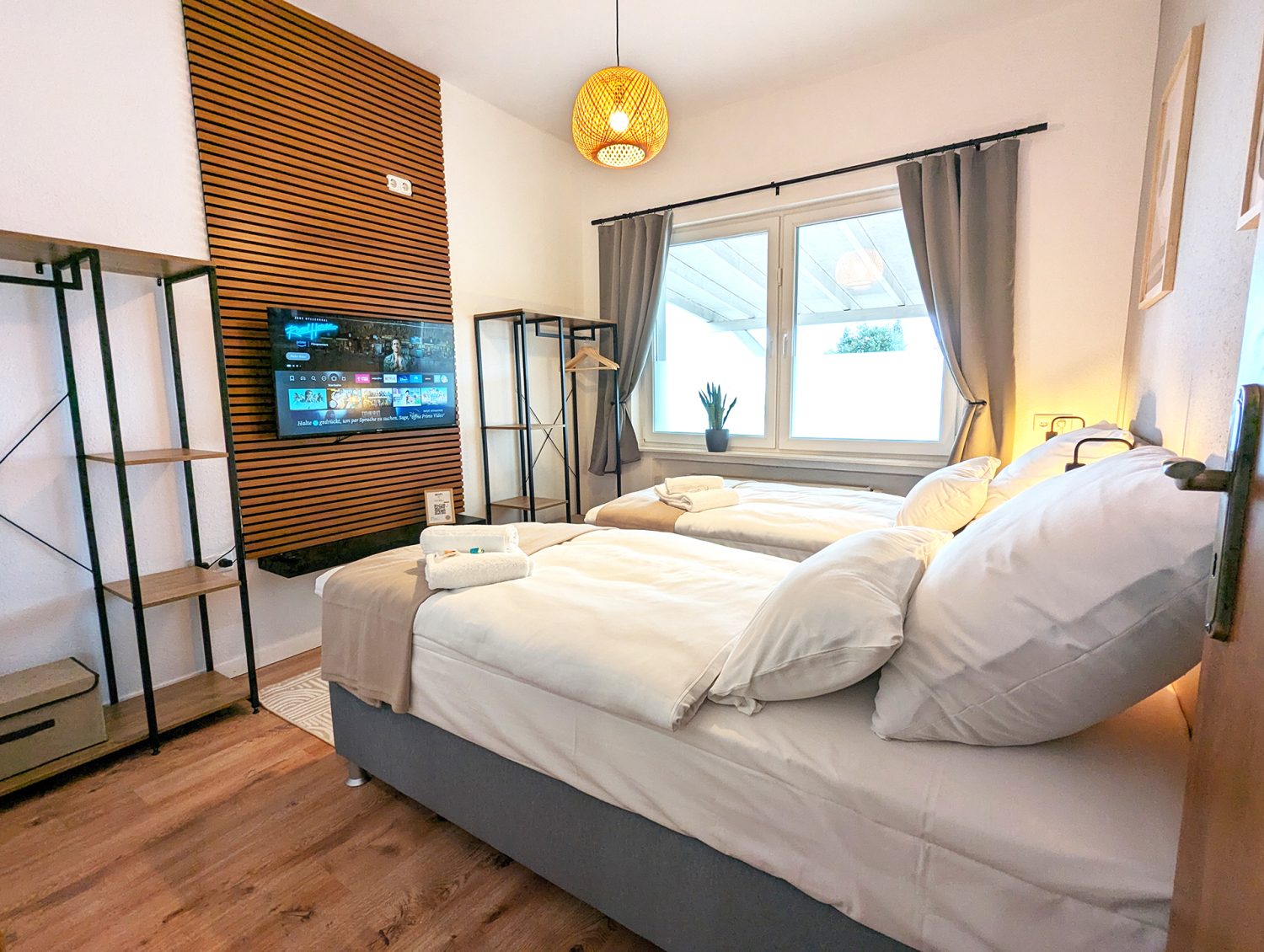 Schlafzimmer1 (1)b.jpg