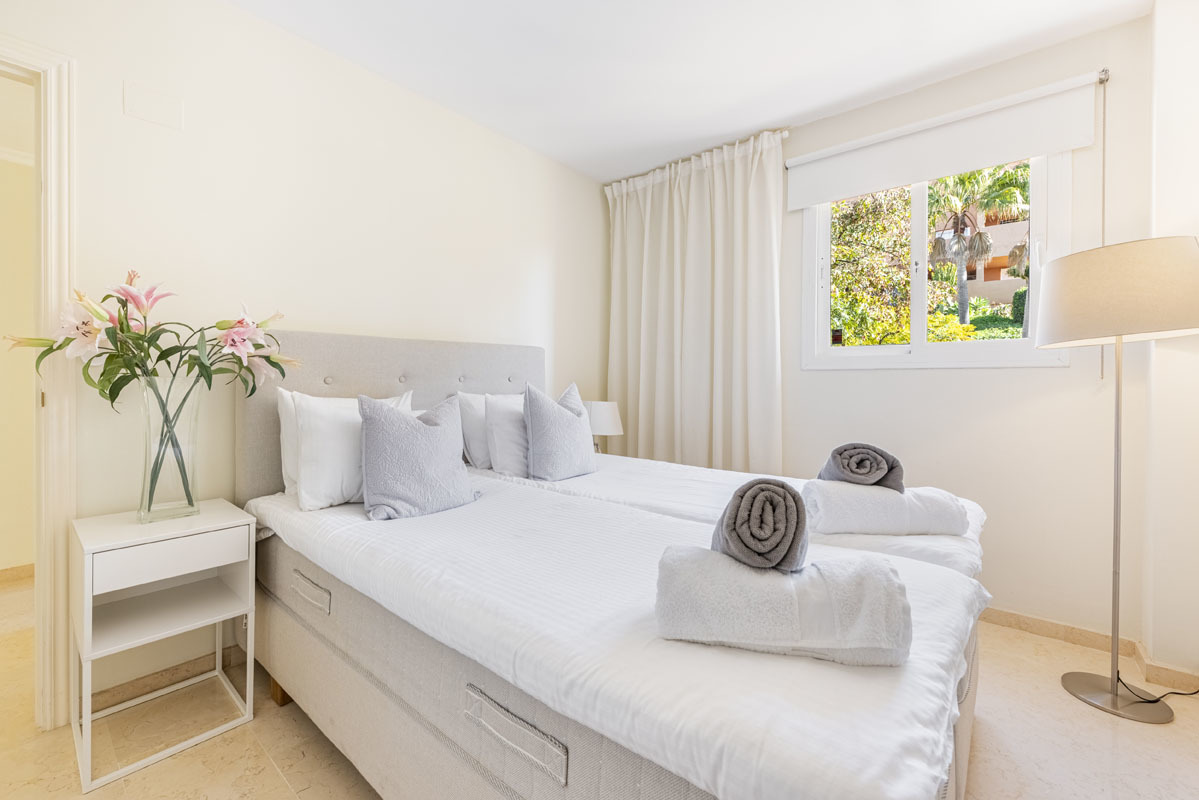 Vacation-rental-apartment-marbella-guest-bedroom-1.jpg