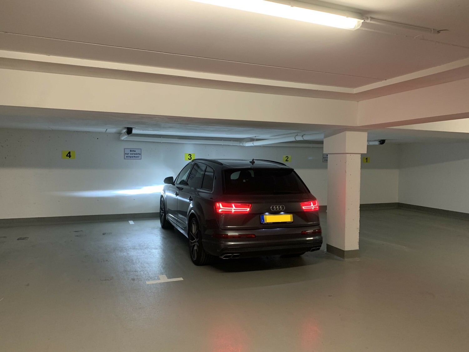 Tiefgarage Feldberg Lounge.JPG