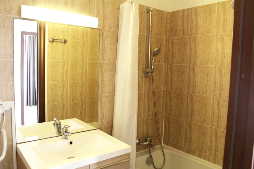 CosySeaside Corsica (14).jpg