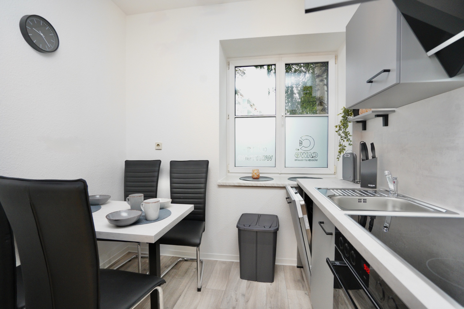 Gästewohnung-Yorckstr.31-EGrechts (10).jpg