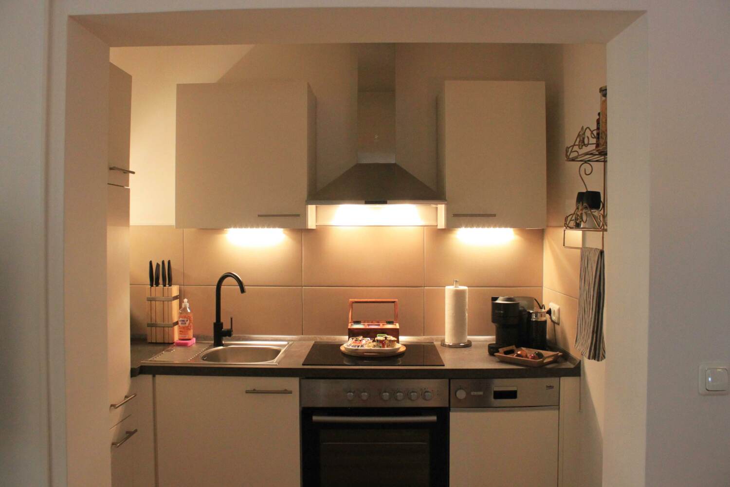 RB Apartment Kueche.jpg