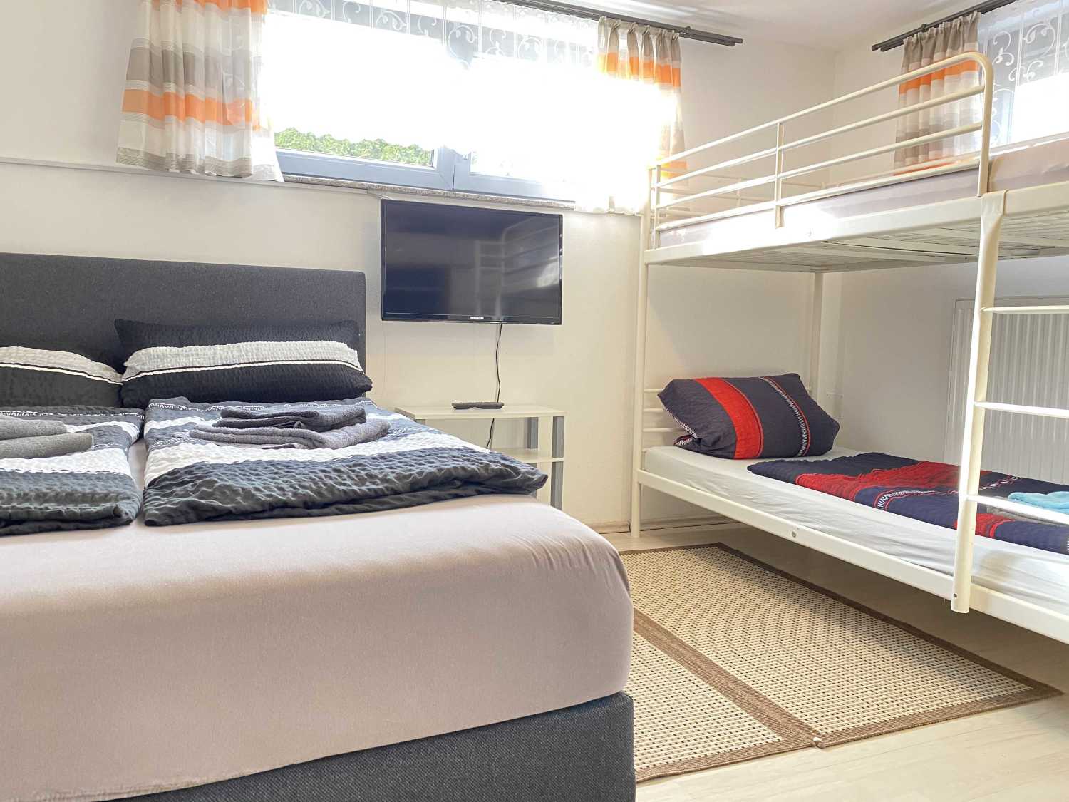 WA328_(Anbau) Joh.-Seb.-Bach-Str. 19, 92442 Wackersdorf (1).jpg