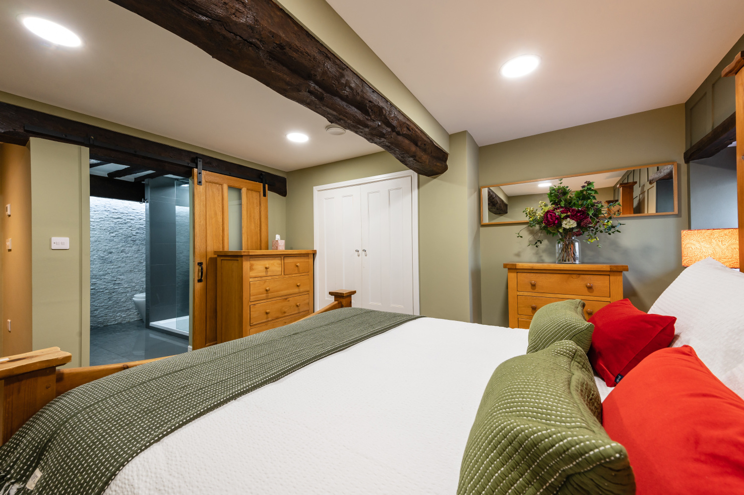 5 St PeterÔÇÖs Street -125.jpg