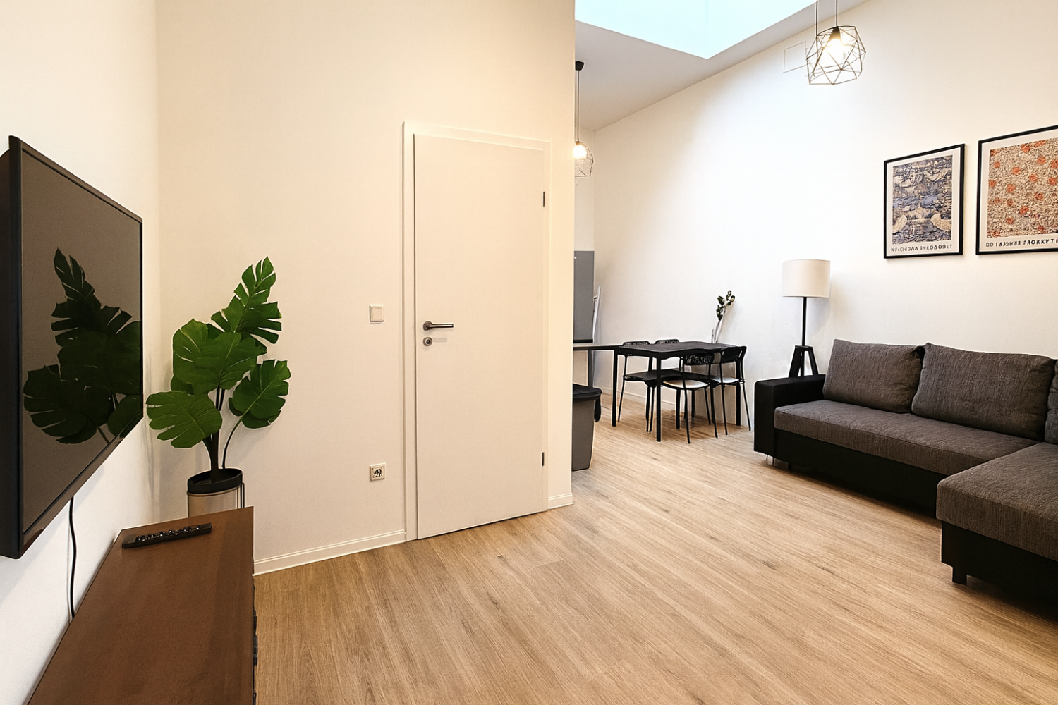 ChatGPT Image Nov 19, 2025, 11_25_11 AM.png