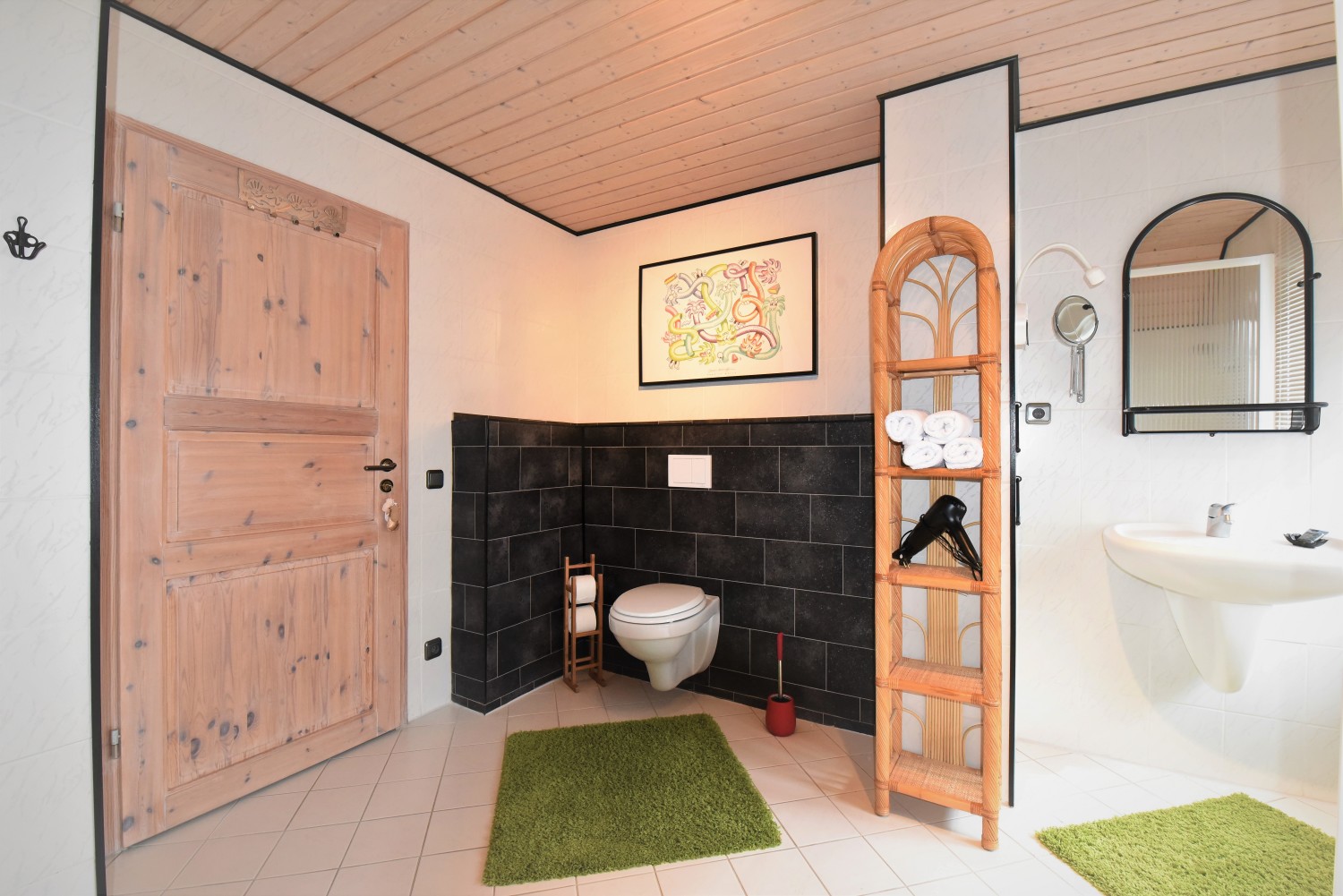 Bathroom WC VIII (2).JPG