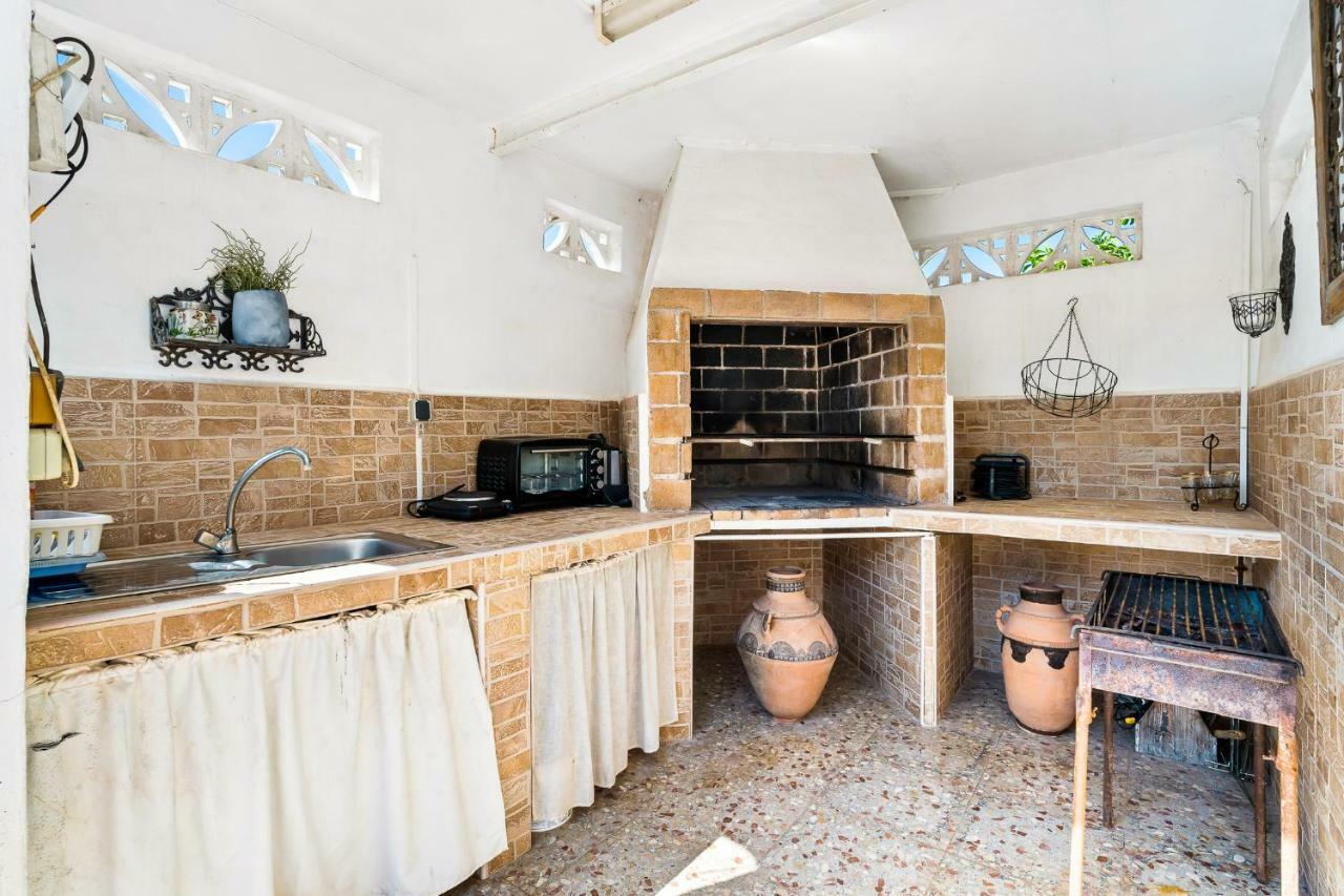 11 STARLITE BBQ COCINA EXTERIOR.jpg