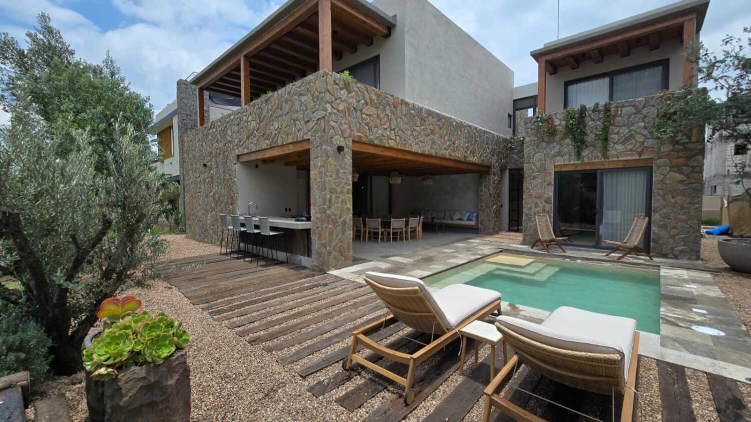 WhatsApp Image 2025-08-06 at 1.57.59 PM (5).jpeg