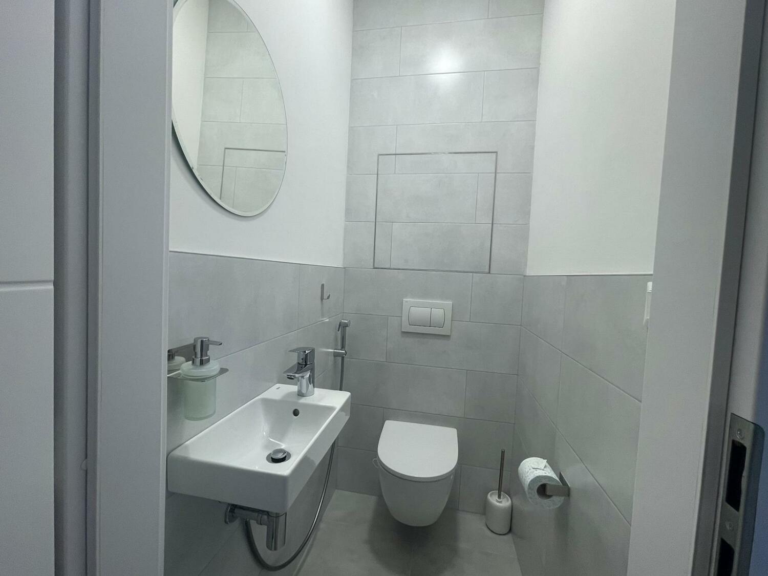 WhatsApp Image 2024-08-11 at 13.52.28 (4).jpeg