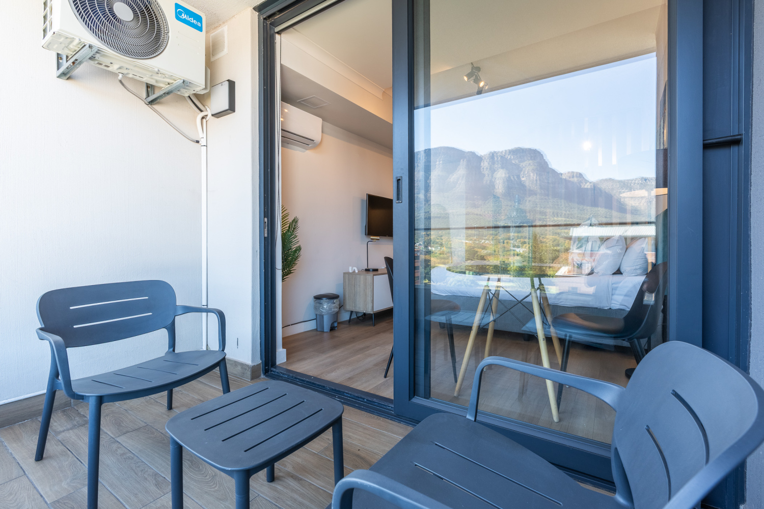 832 Newlands Peak-12.jpg