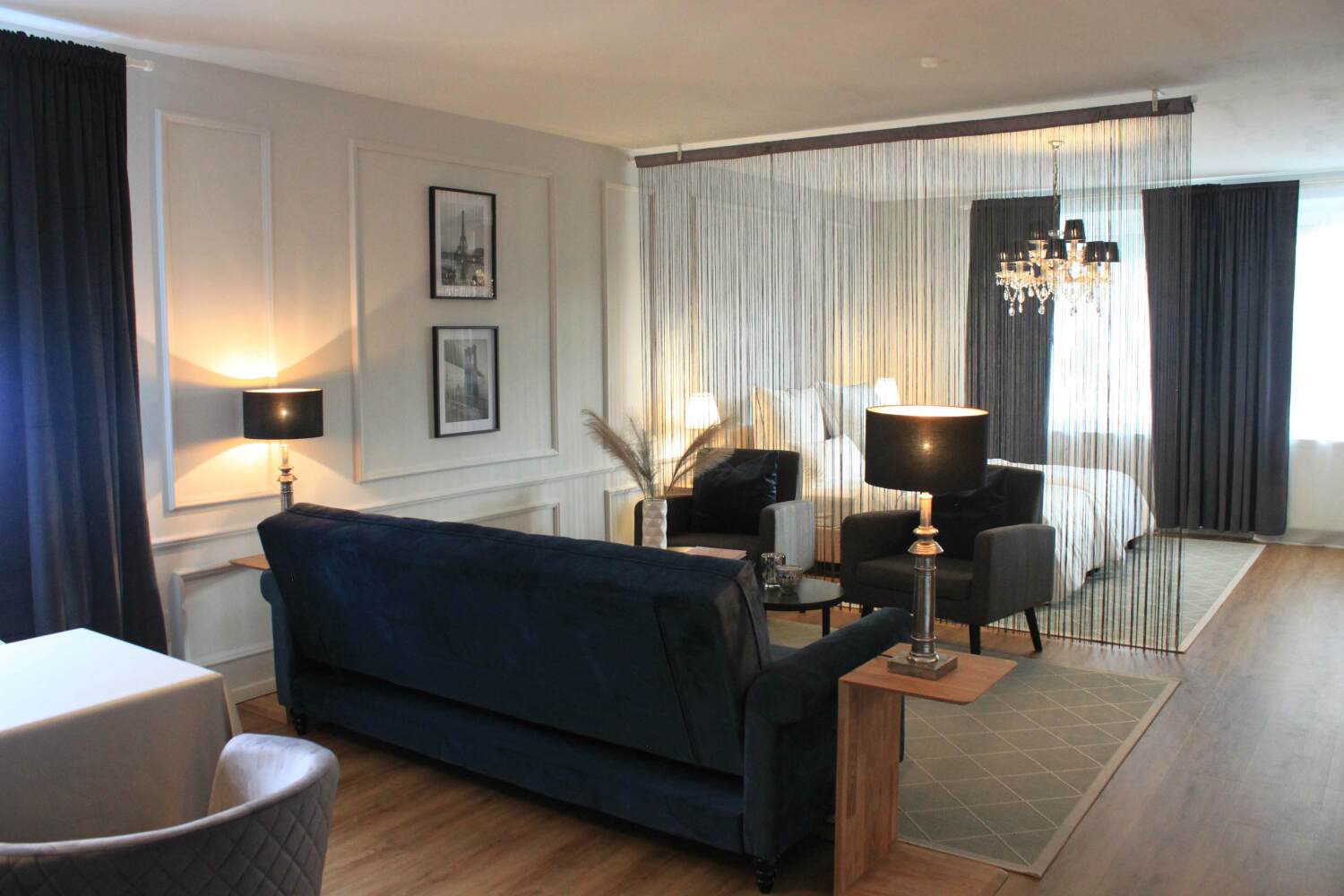 RB Apartment Eingangsbereich.jpg