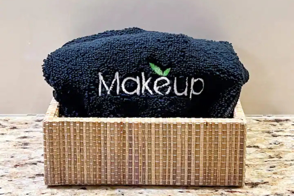 Larreta Airbnb pics  (9).png