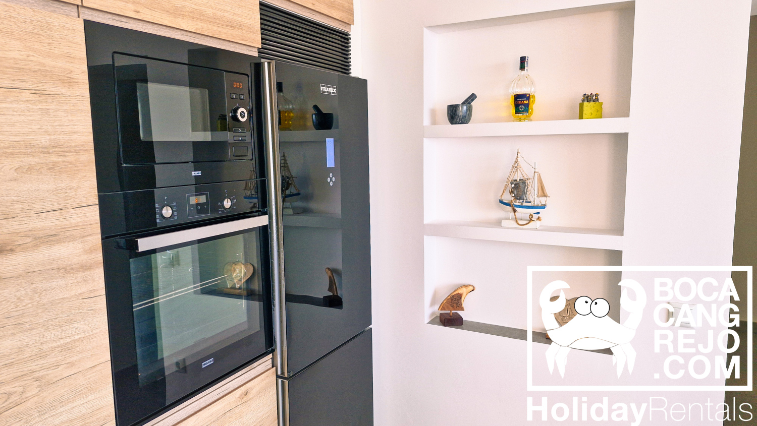 Bocacangrejo Rentals BC8 (25).jpg