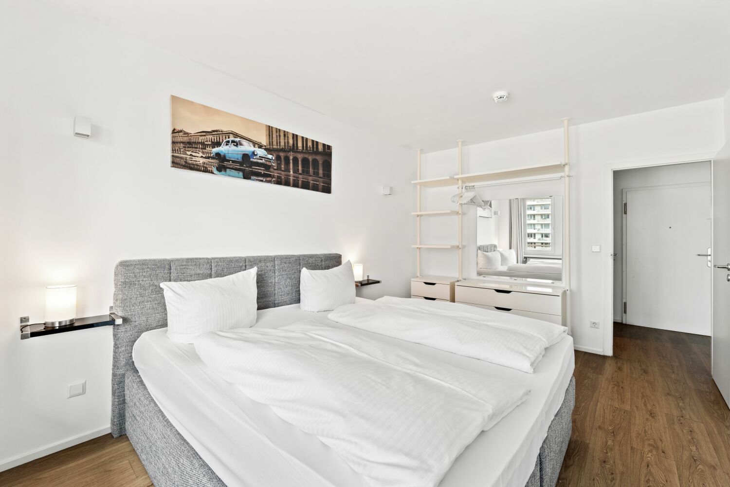 schlafzimmer (3).JPG