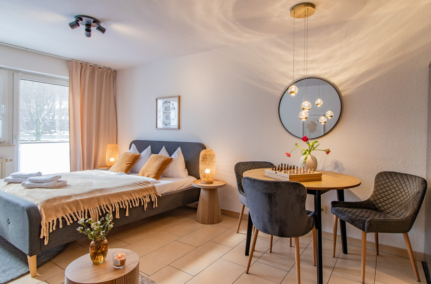 Wohn Essbereich (3).jpg