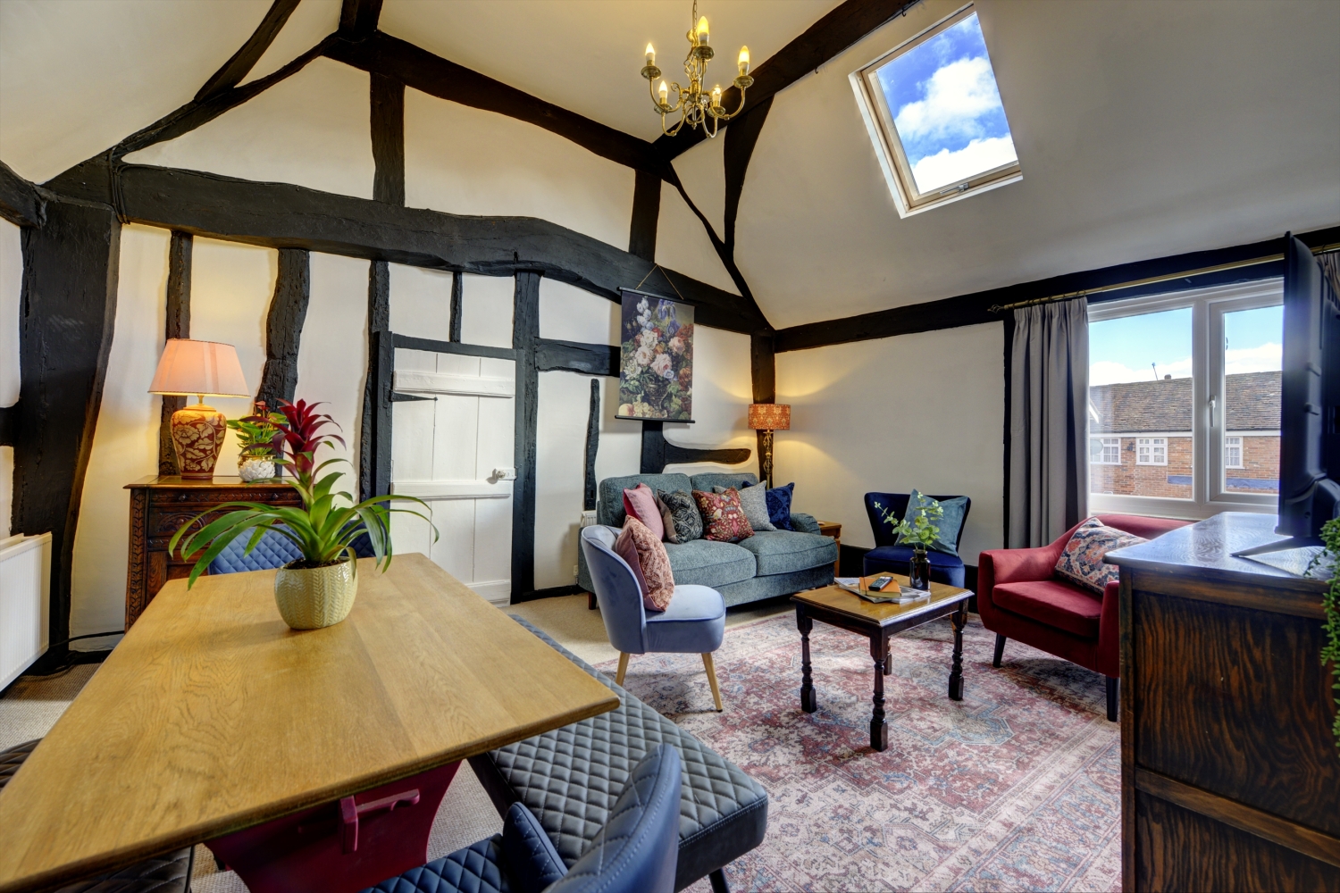 Loft Cottage Lounge 1.jpg