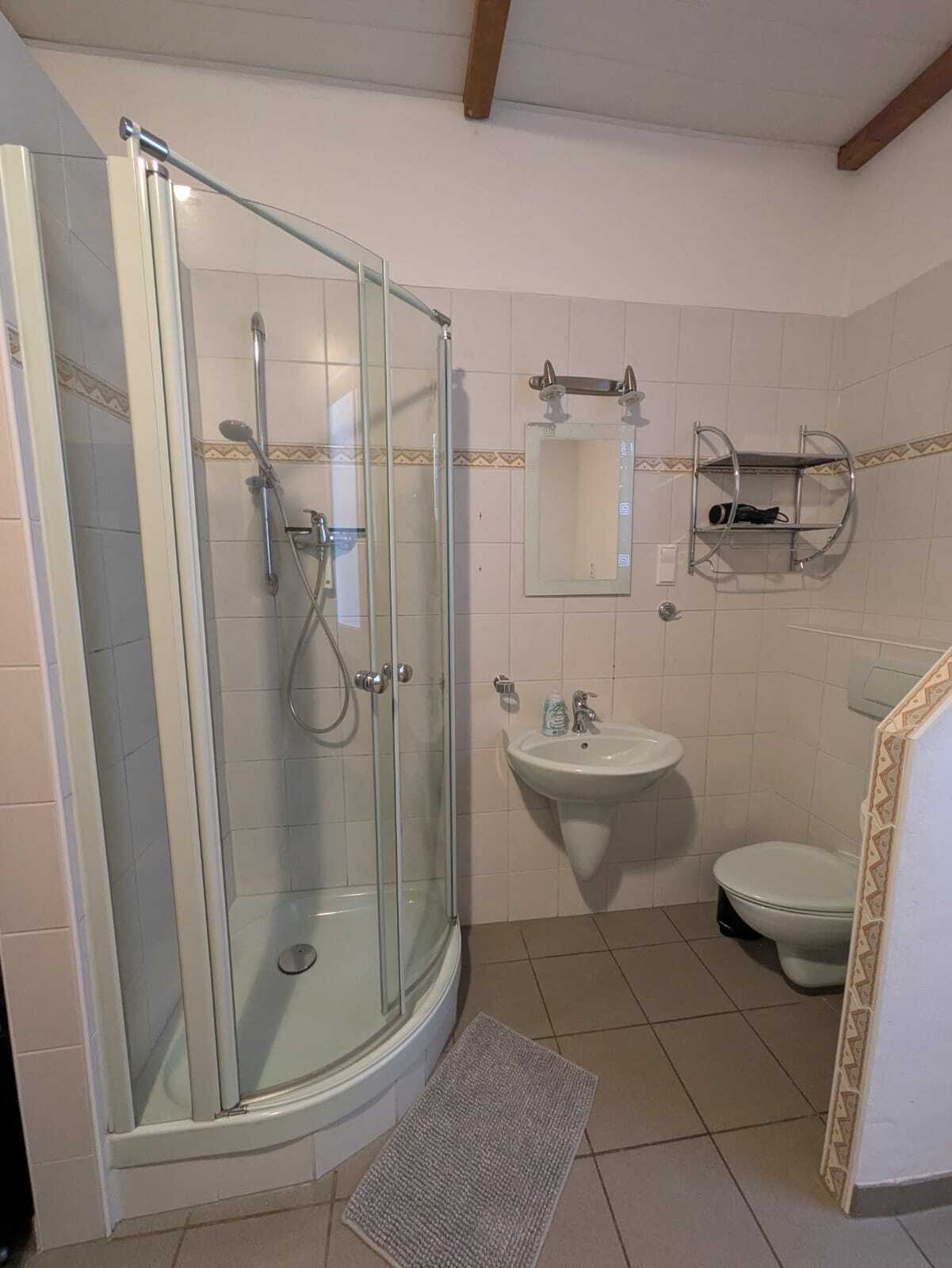 WhatsApp Image 2025-06-15 at 18.24.57 (1).jpeg