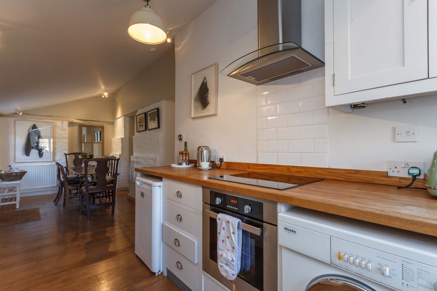 Apple Cottage Kitchen and dining.jpg