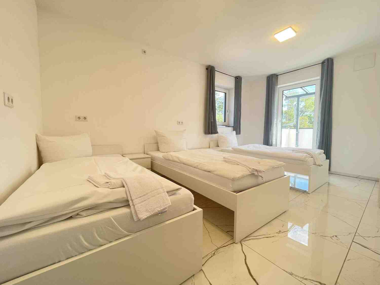 MAX119_ Industriestraße 25b, 93142 Maxhütte-Haidhof (5).jpg