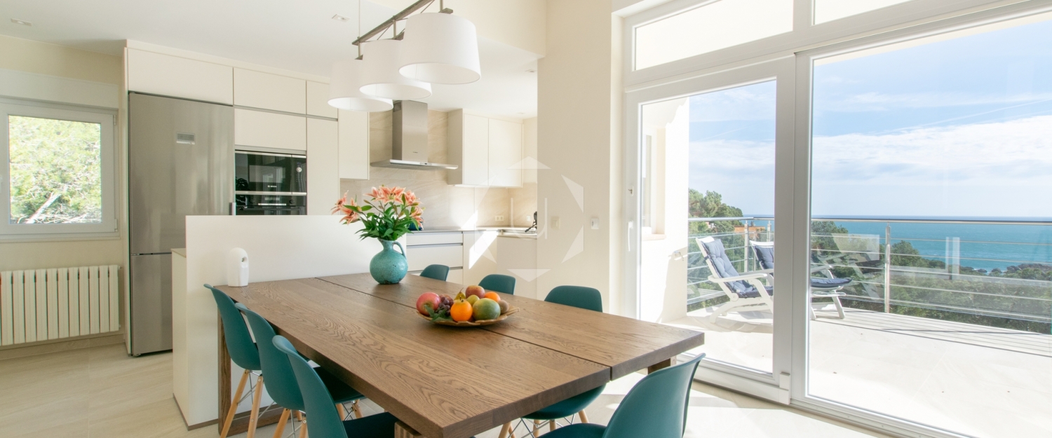 Luxury Holiday Home with pool, with Views of Sa tuna bay, in Begur, Costa Brava, Spain 0032.jpg