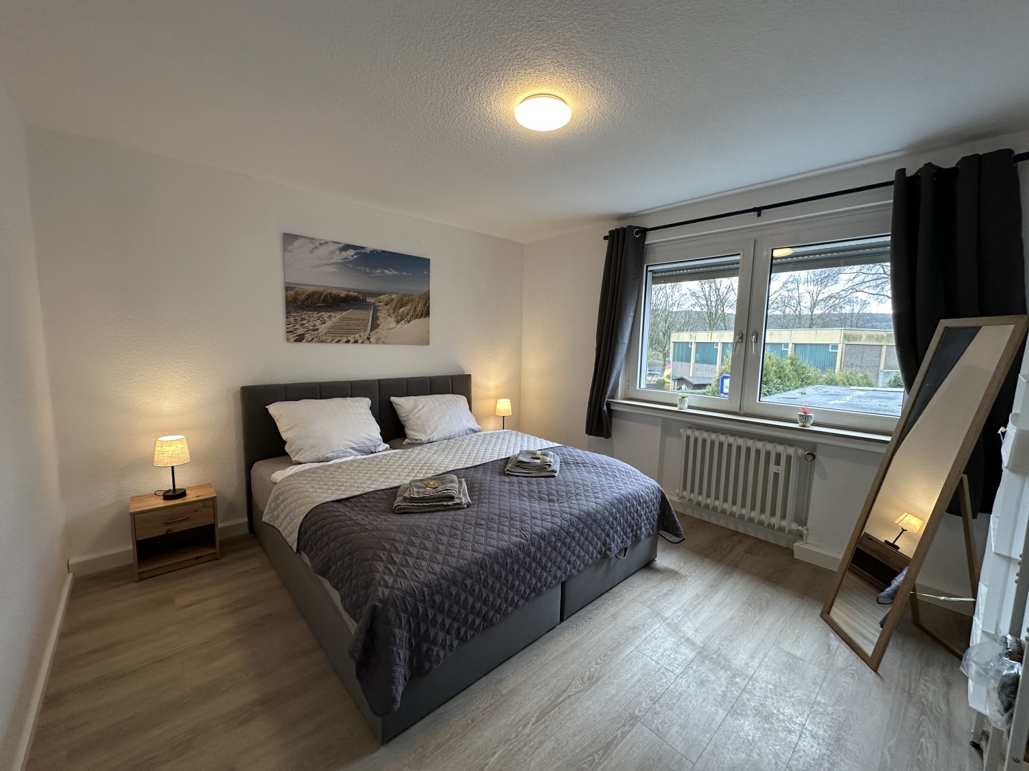 Schlafzimmer Ansicht 1.JPG