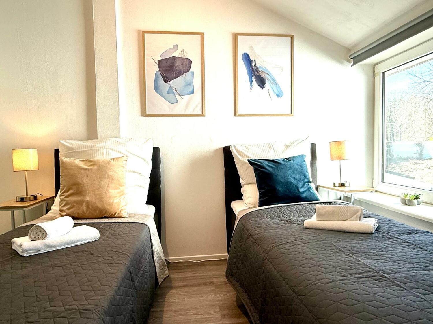 PHOTO-2025-03-18-11-01-37 (11).jpg