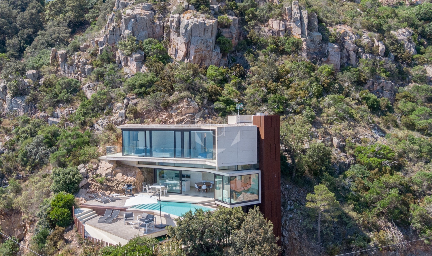 Villa Crystal, Luxury rental home in Aiguablava, Begur, Costa Brava (48).jpg