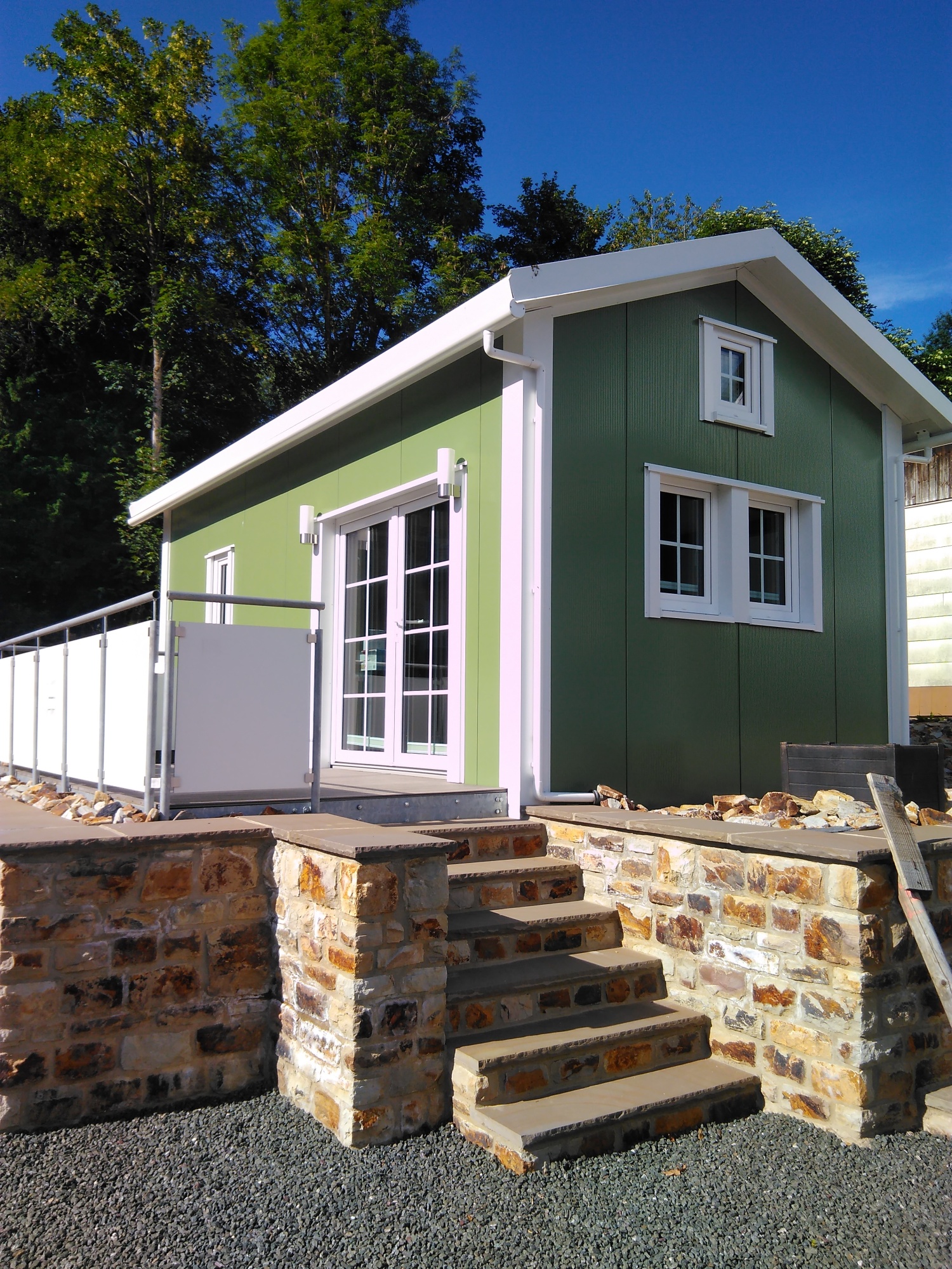 www.ferienhaushaebel.de Tiny Haus Westerwald 16 Green