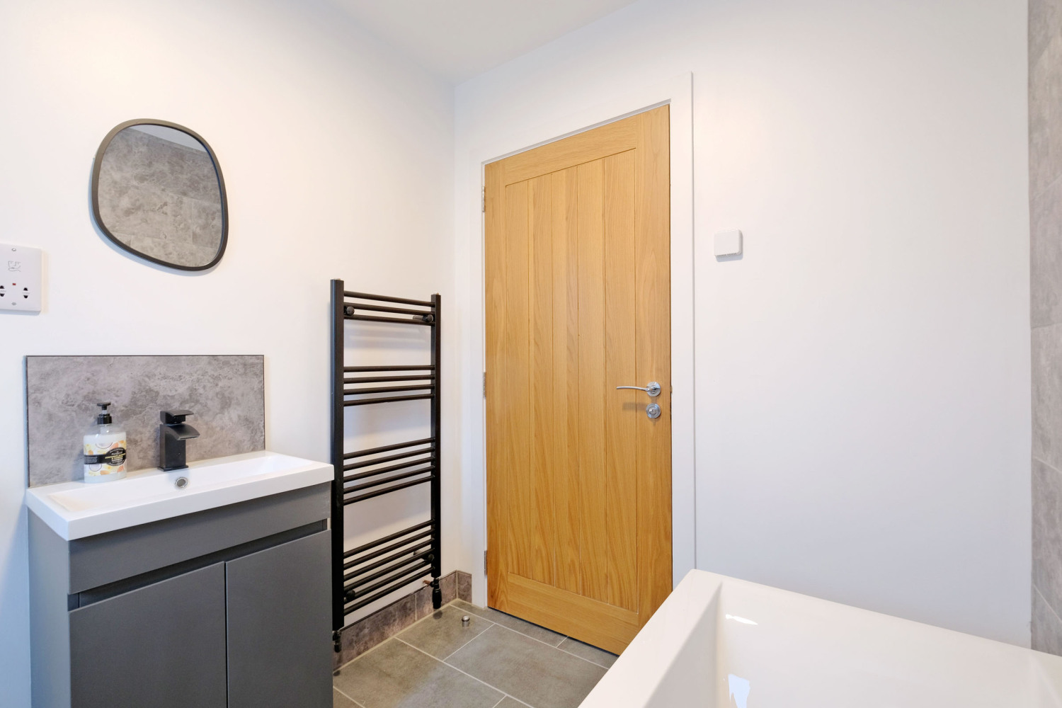 South Lodge_(24)_153.jpg