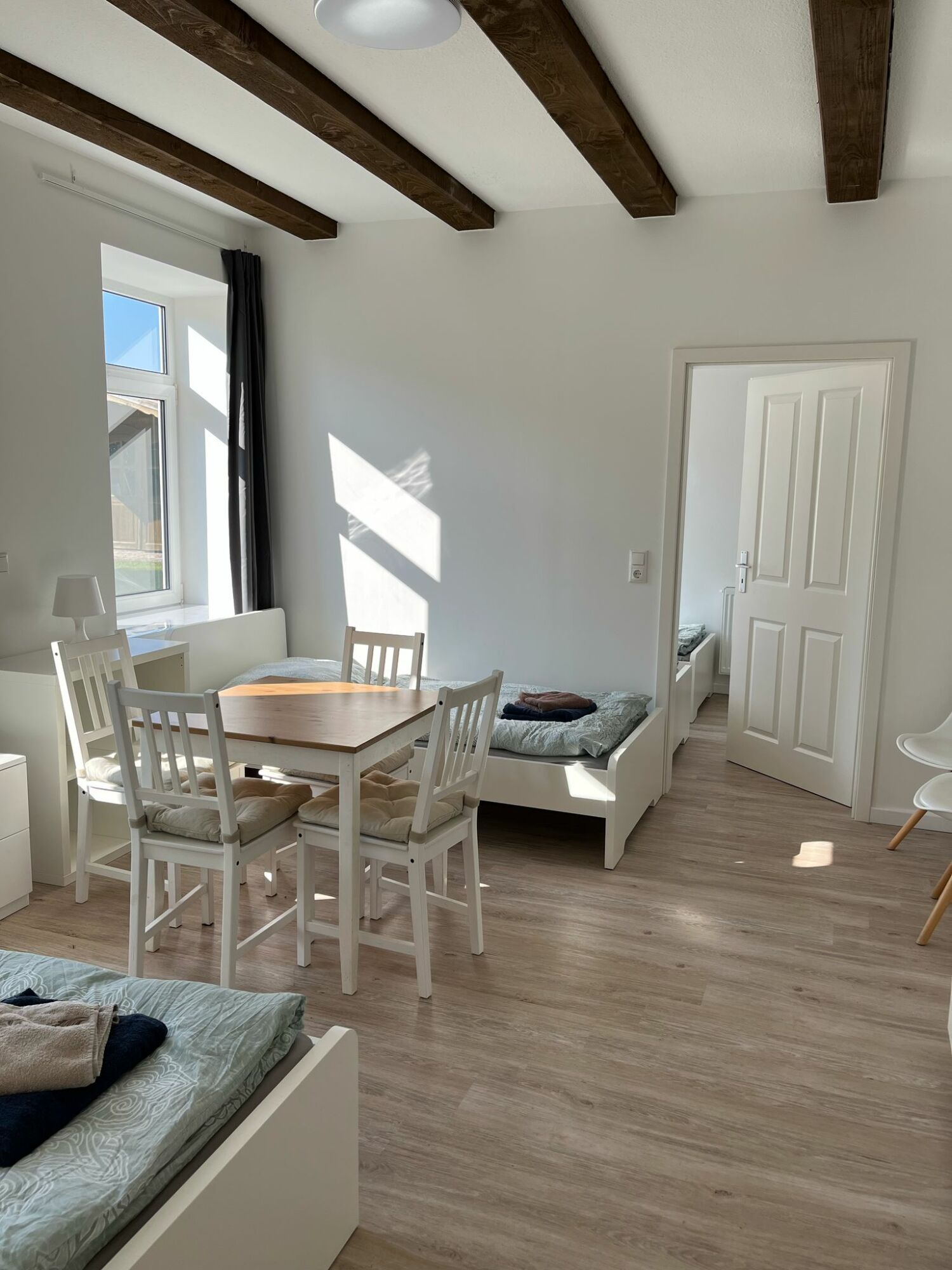 W4 Zimmerblick Front.jpeg