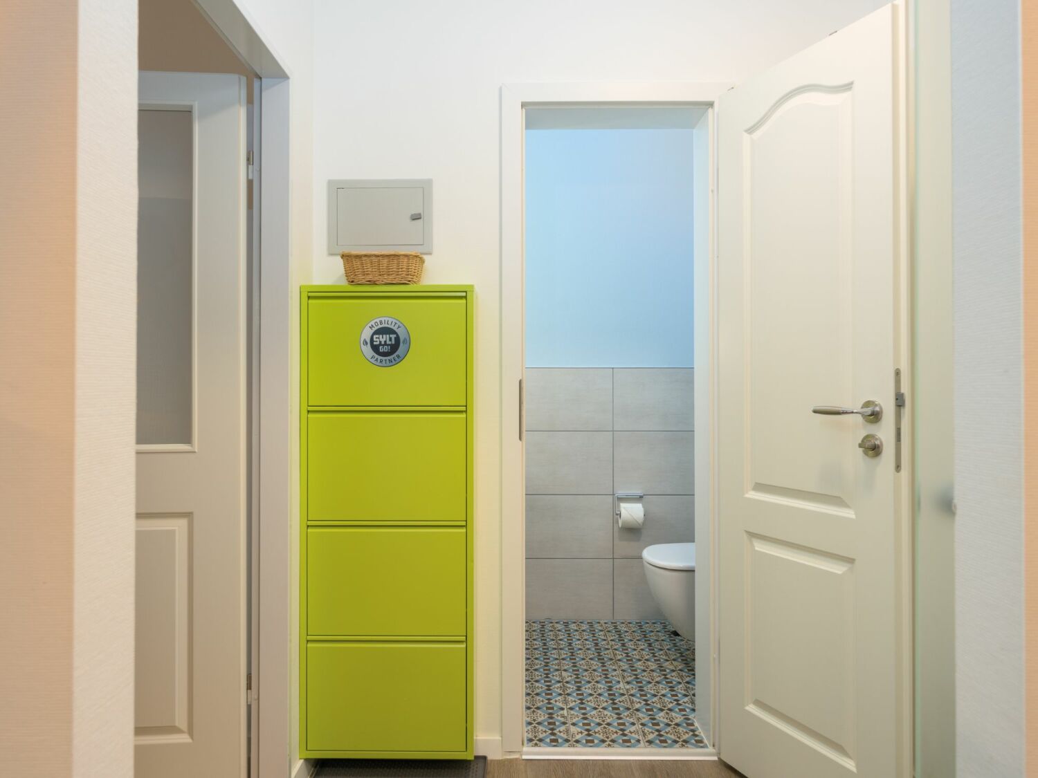 Fewo Westerland_Techt bi Strön_Flur.jpg