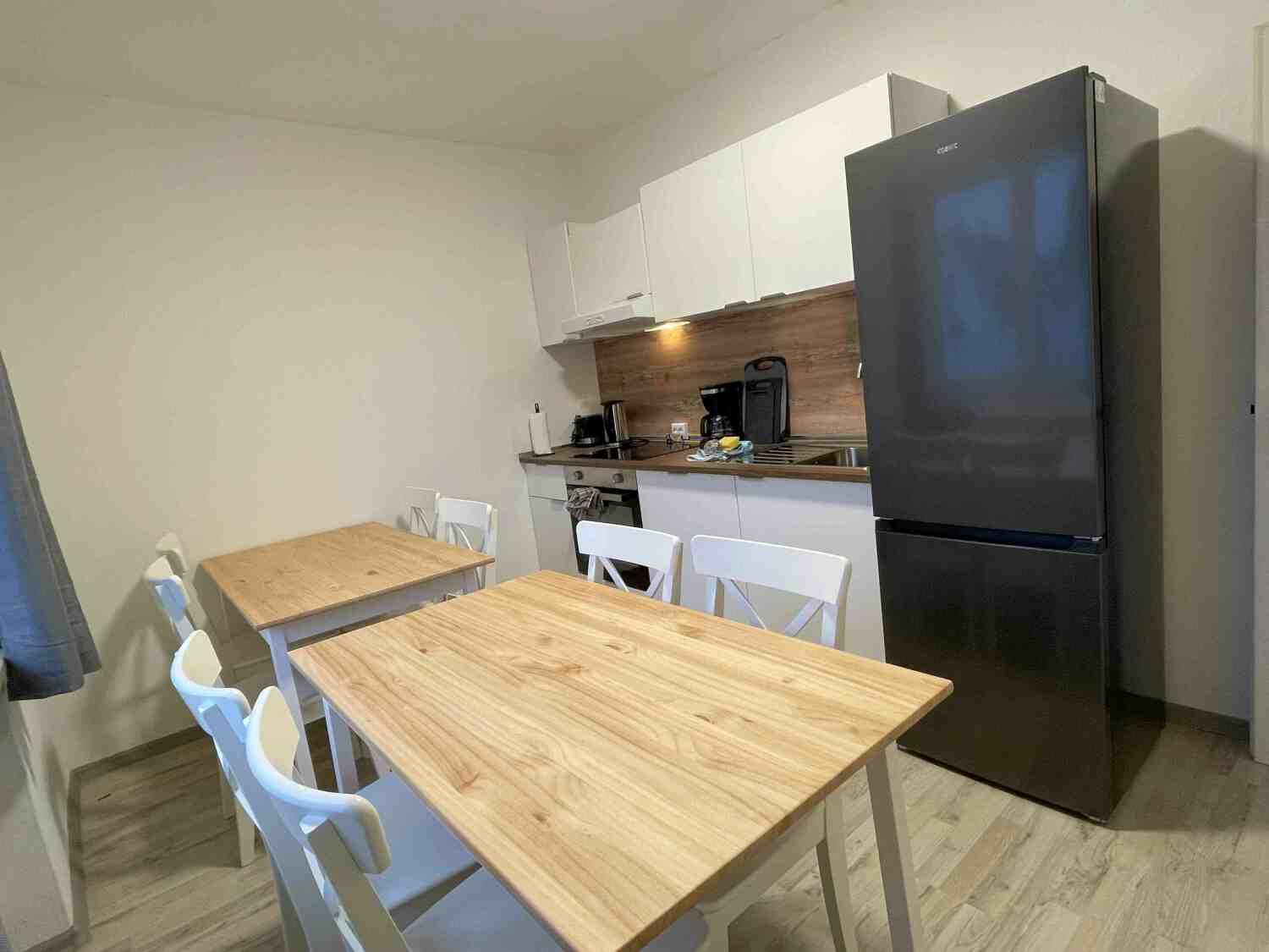 SAD902_ (OG) Friedrich-Wilhelm-Weber-Straße 30, 92421 Schwandorf (1).jpg