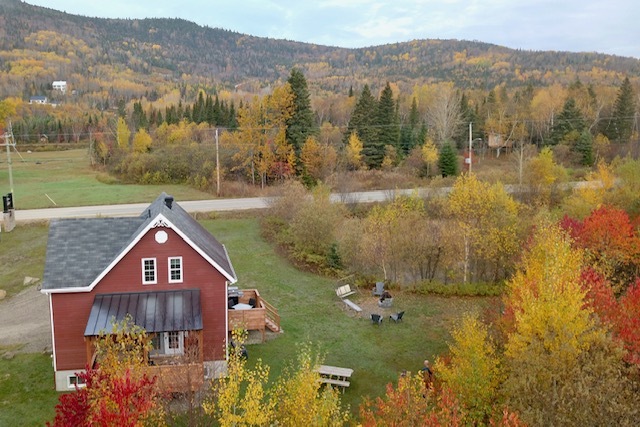 34; Terrain avec espace feu et boisé.jpeg
