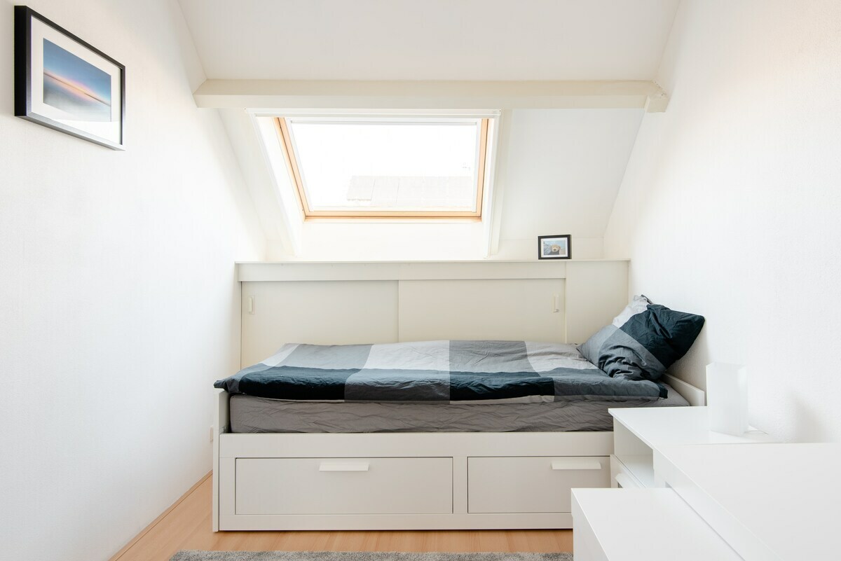 Kruiszwin 1108 Bedroom01.jpeg