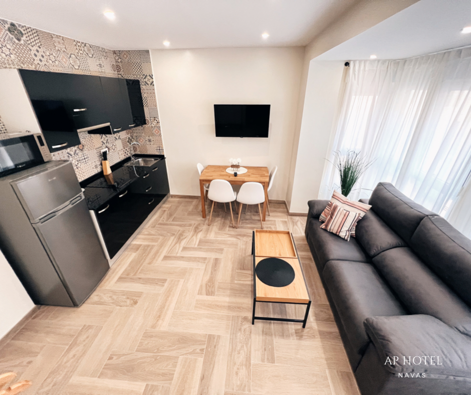 AP HOTEL NAV - 013.PNG