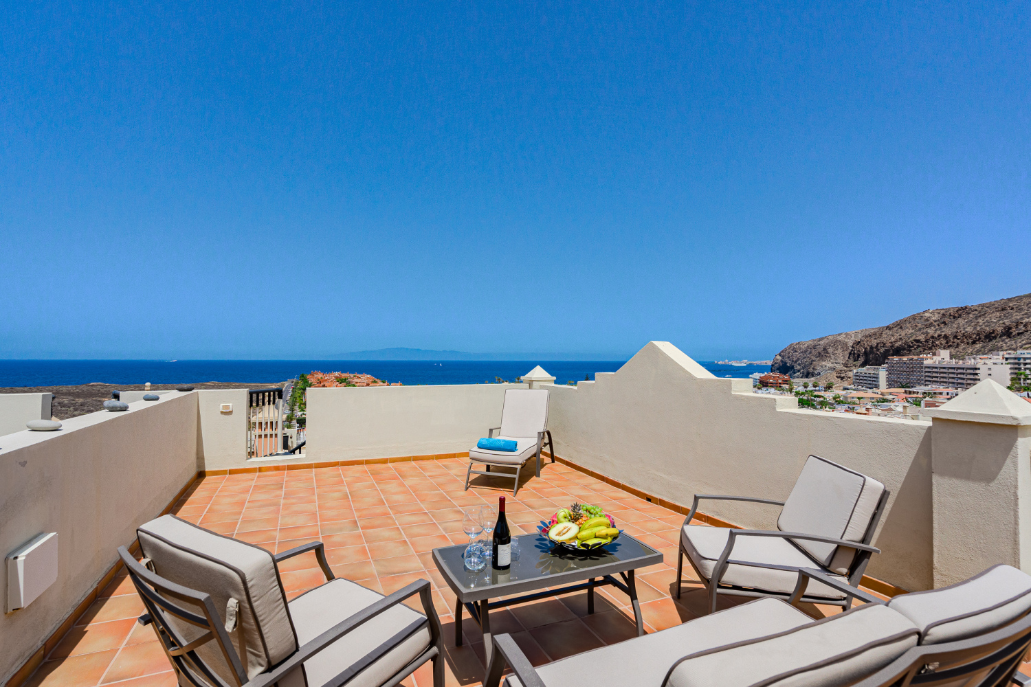 20240718 - 25 - Elfida K - Palm Mar-4.jpg