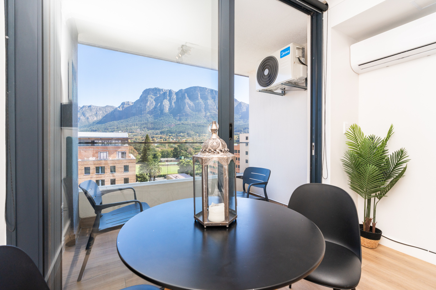 832 Newlands Peak-7.jpg