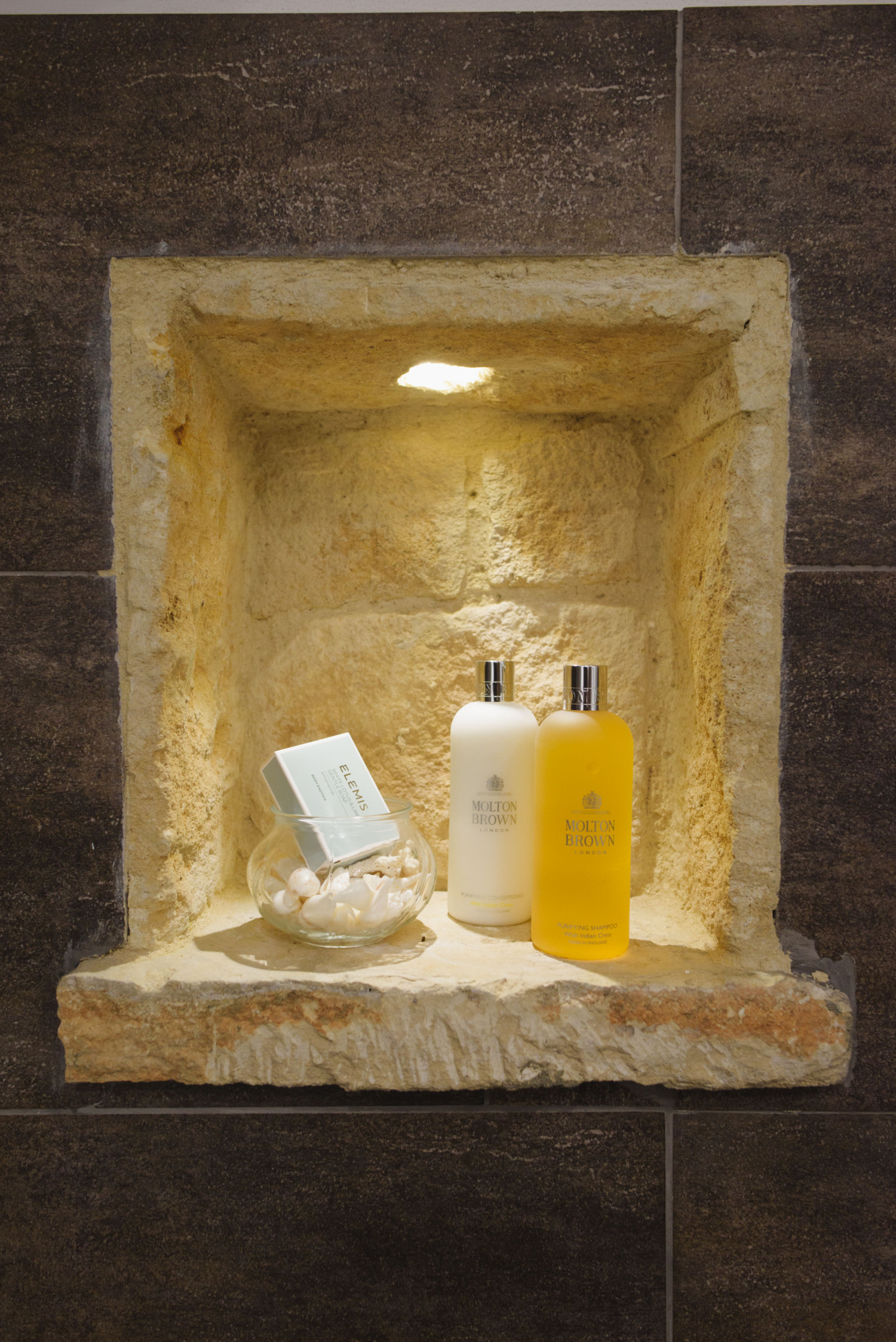 22 MAH19_2011 Serenity House.jpg