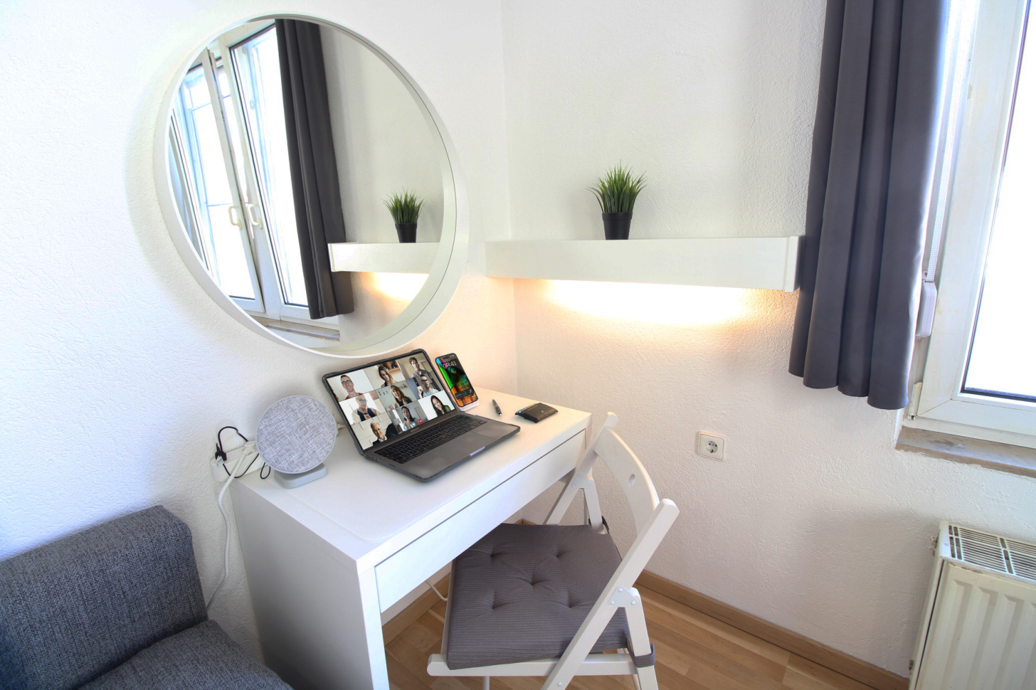 2023-06-25 - desk-a_b.jpg