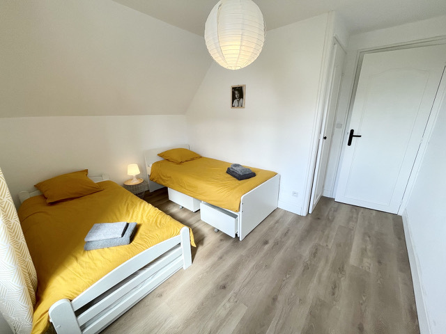 CARNAC CHAMBRE 2 KERMARIO.jpeg