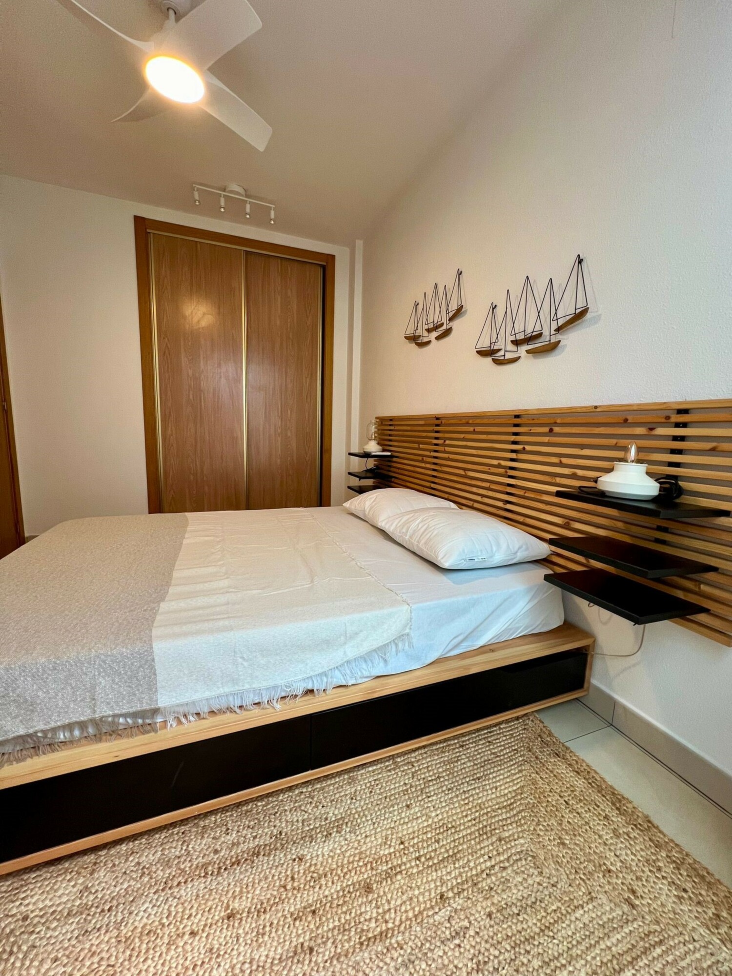 pic ivo bedroom 2.jpg