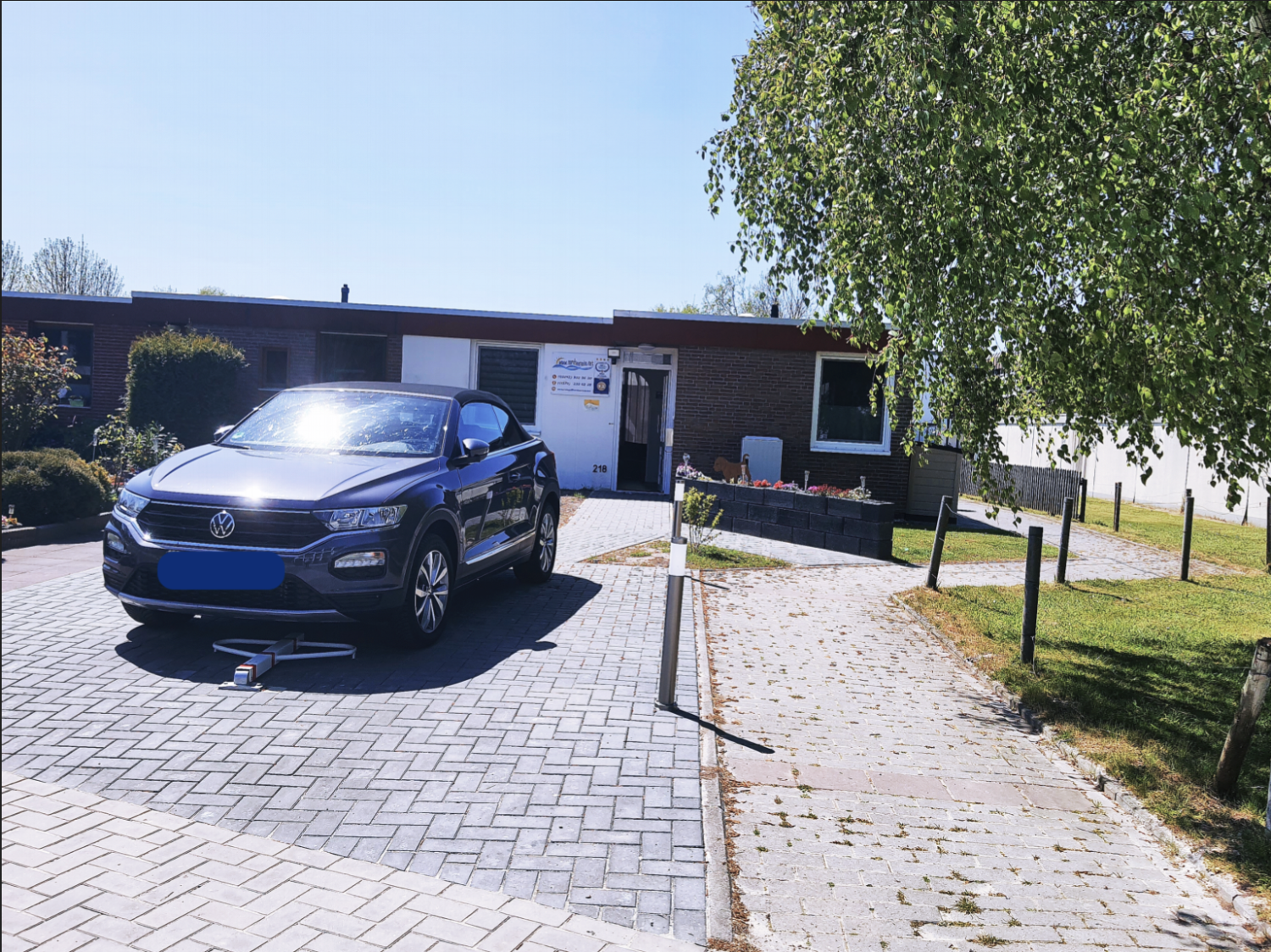 T218 2022 Aussen vorne 1.png