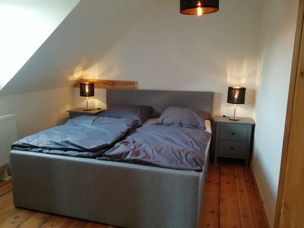 schlossblick-schlafzimmer.jpeg