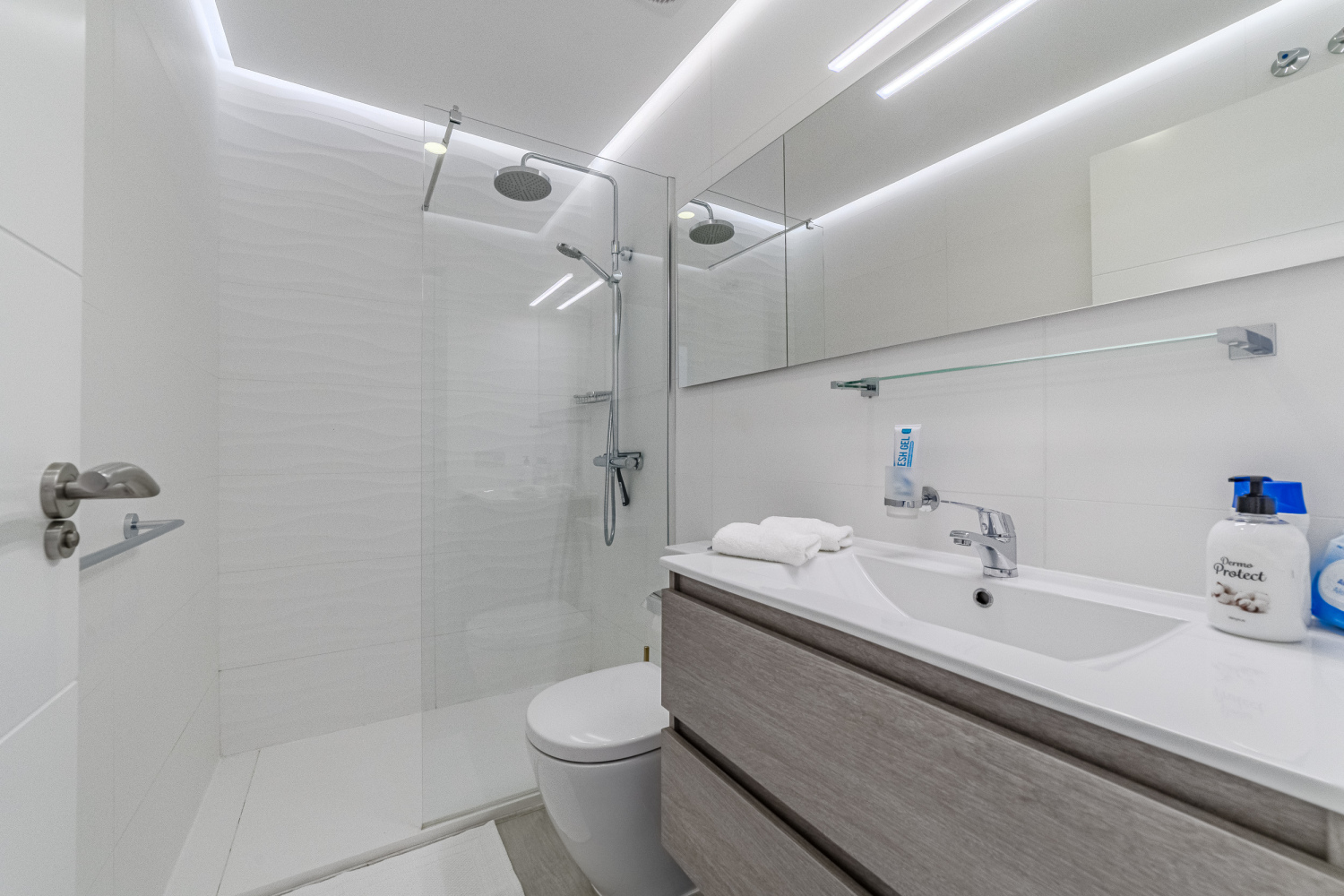 20250707 - 25 - Mi Paraiso - Lucinda - Ocean Garden 807 - FV +20detalles+sky-21.jpg