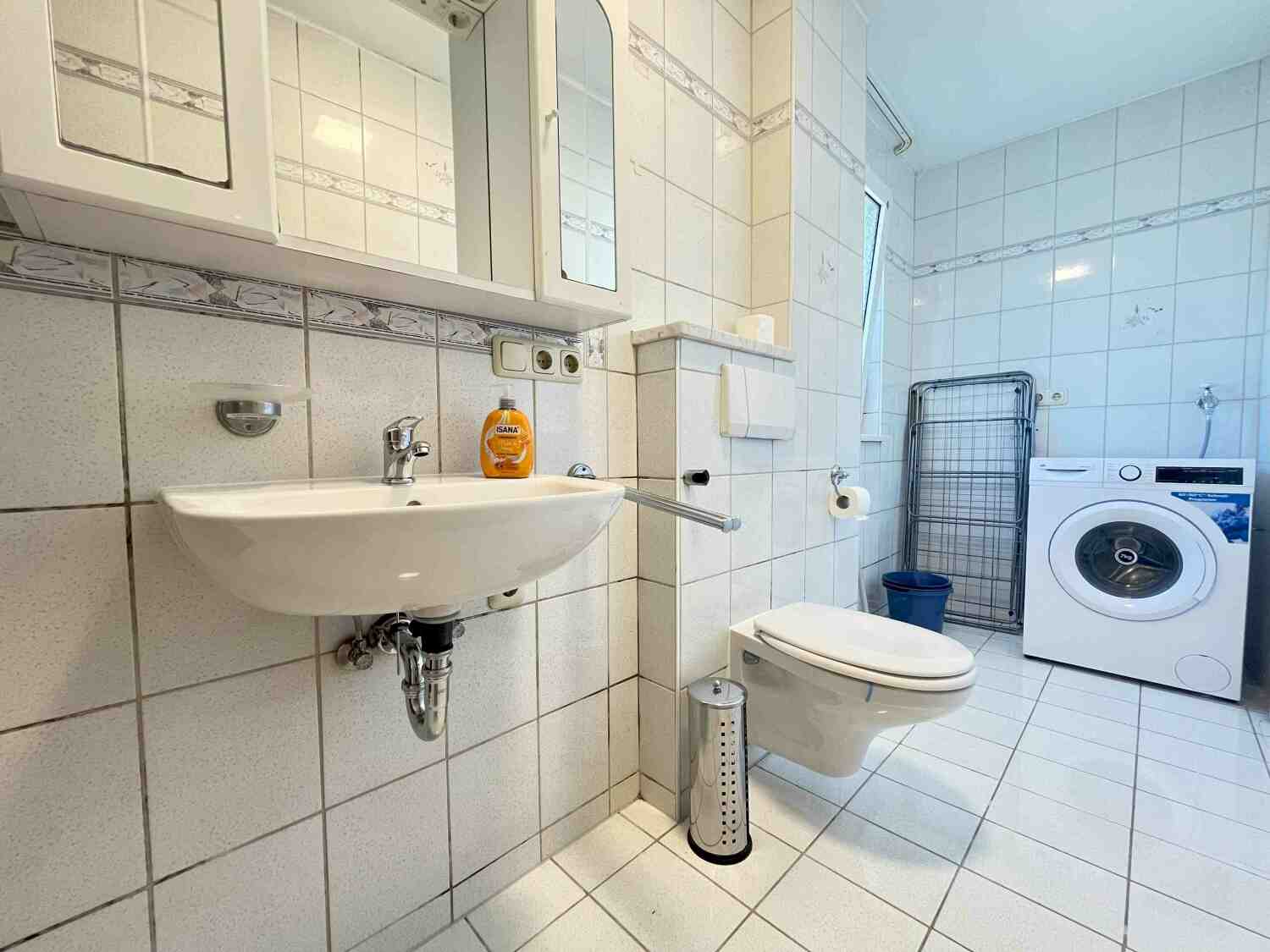 SAD303_(OG links) Rölsstraße 13, 92421 Schwandorf (8).jpg