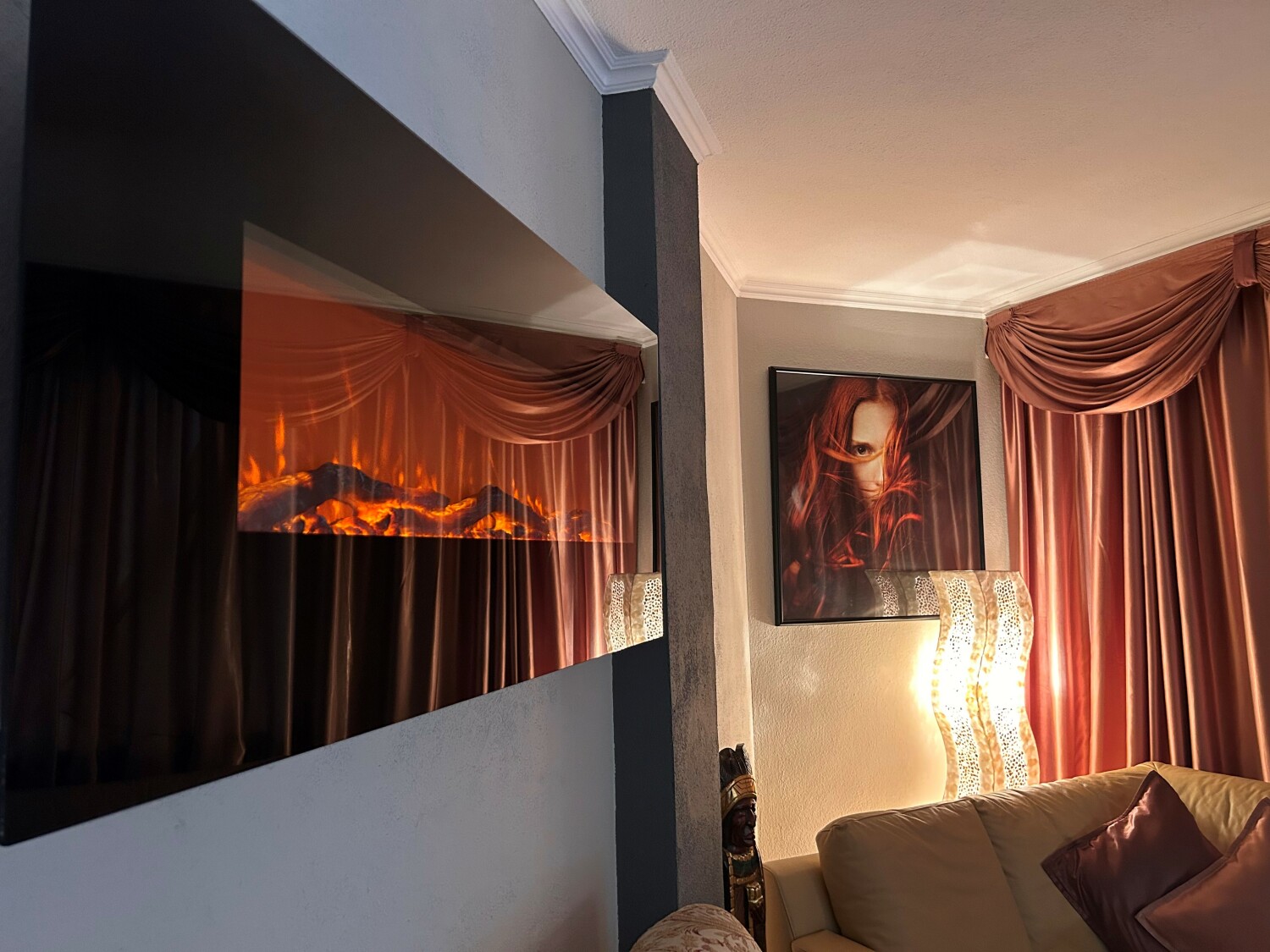 Wohnzimmer neu mit Elektrokamin.jpg