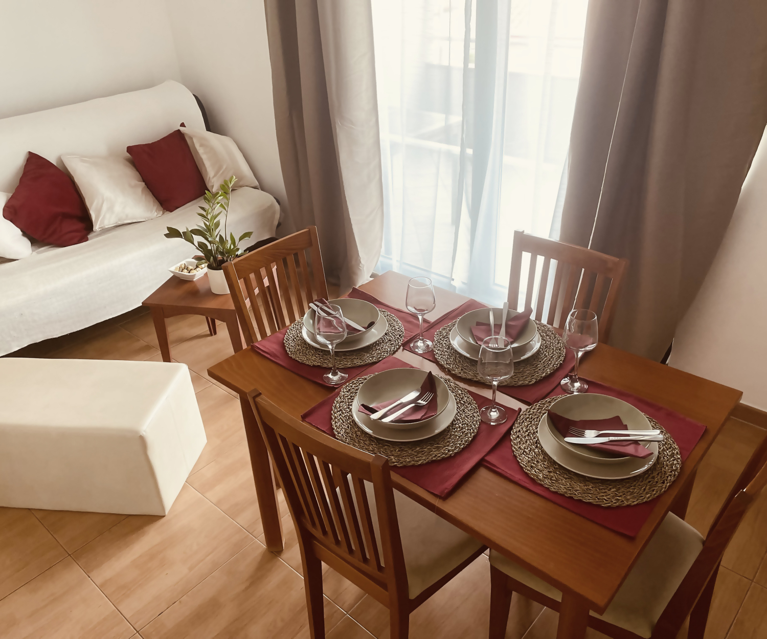 A6 2+2 living room with kitchen and extra bed a.jpg